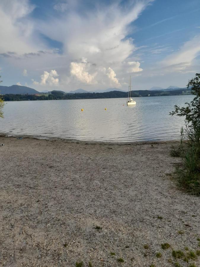 Mobilheim Chalet Bei Georg Seekirchen am Wallersee Exterior photo